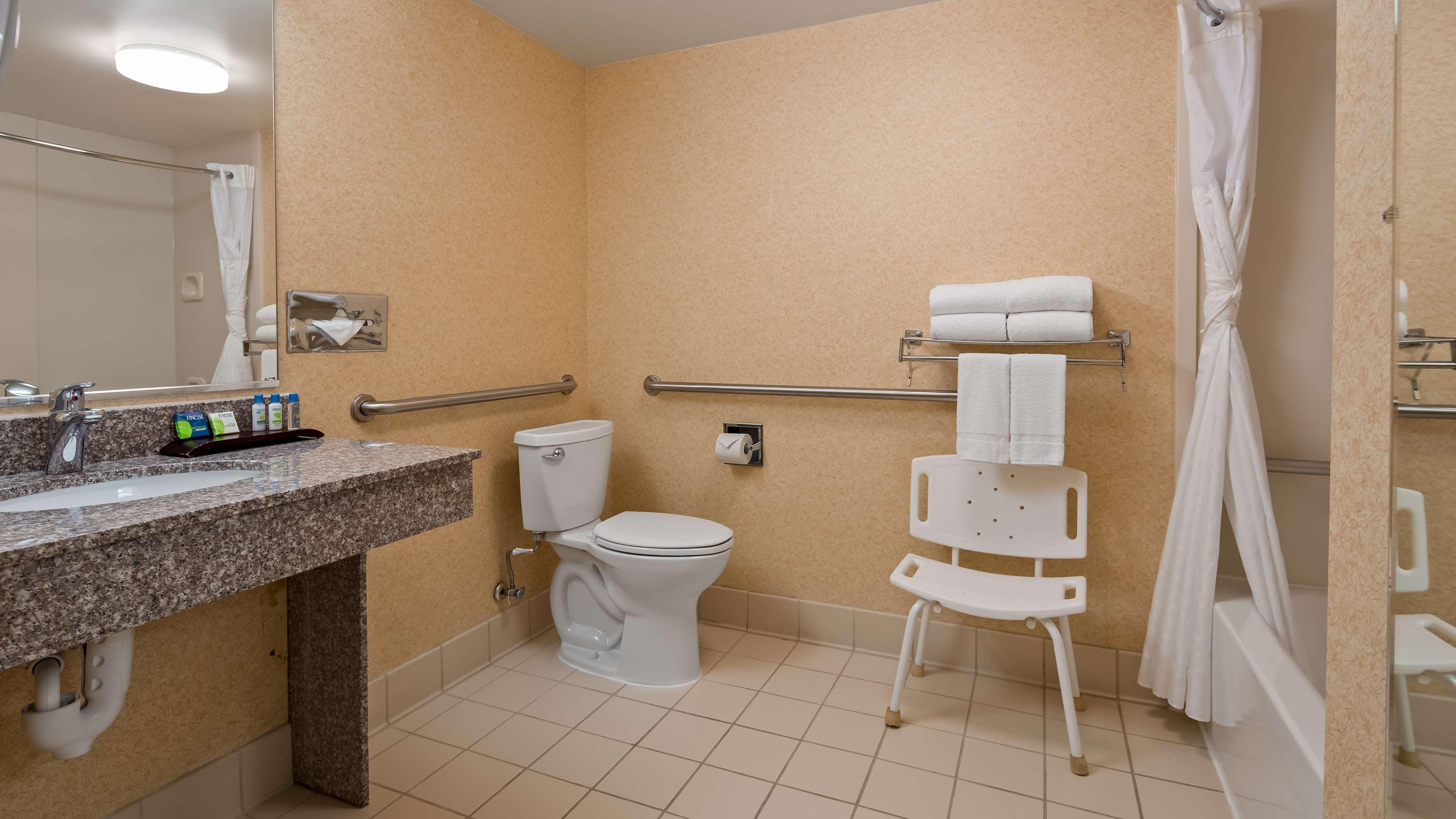 Surestay Plus Hotel By Best Western Chicago Lombard Kültér fotó