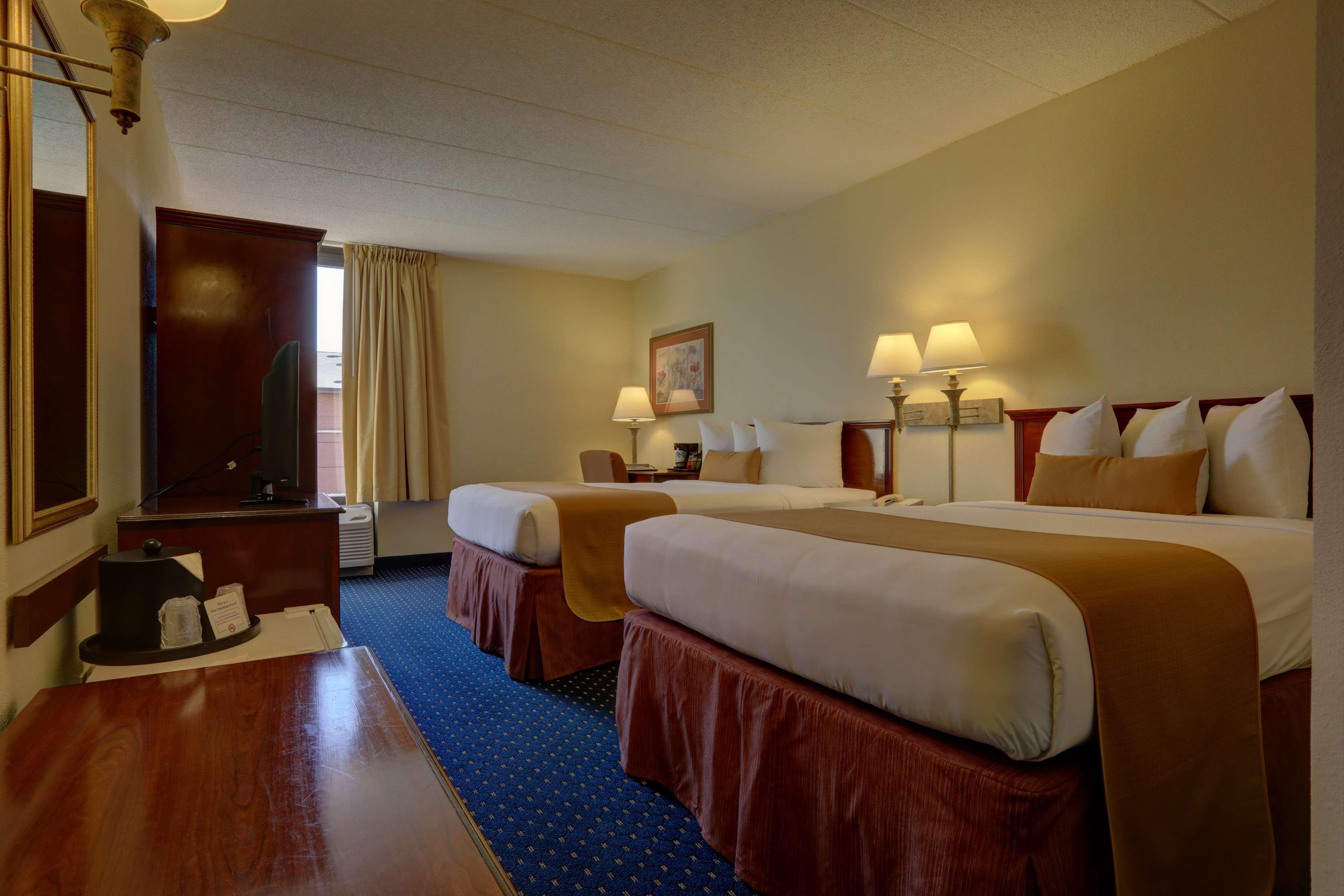 Surestay Plus Hotel By Best Western Chicago Lombard Szoba fotó