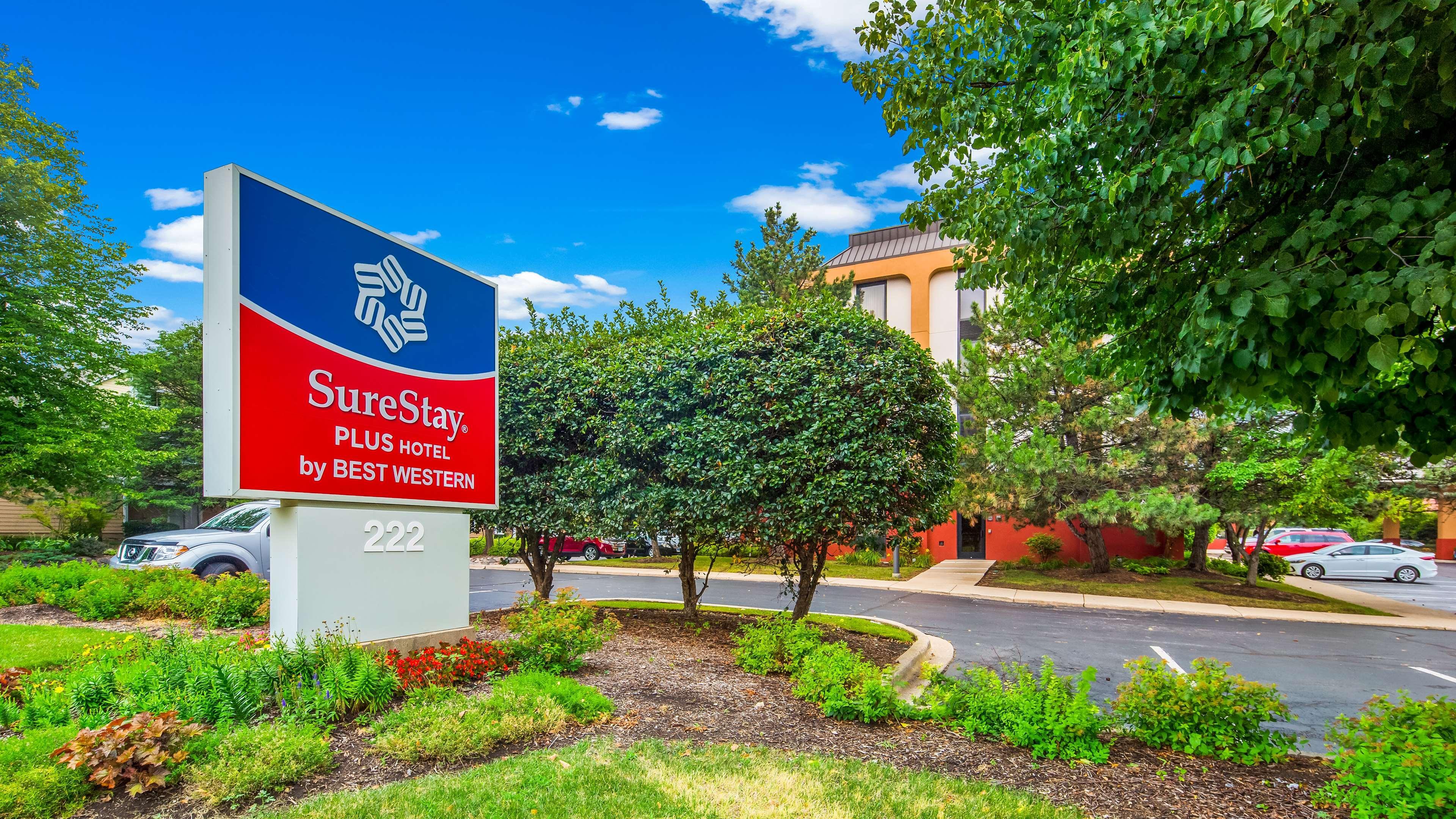 Surestay Plus Hotel By Best Western Chicago Lombard Kültér fotó