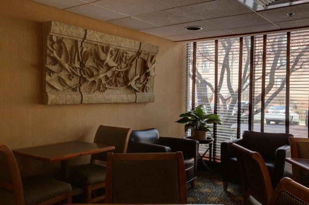 Surestay Plus Hotel By Best Western Chicago Lombard Kültér fotó
