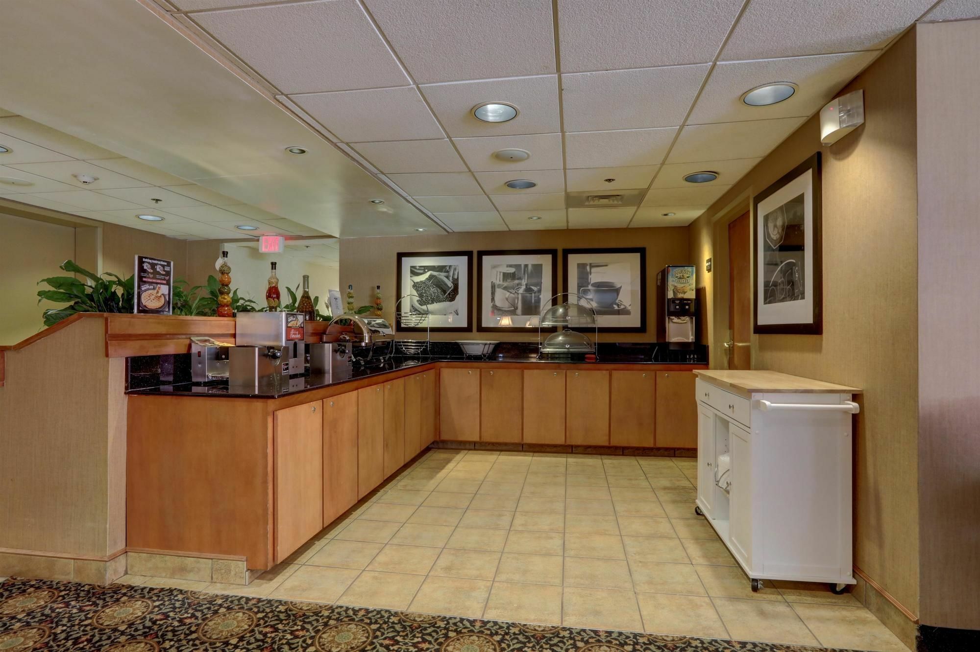 Surestay Plus Hotel By Best Western Chicago Lombard Kültér fotó